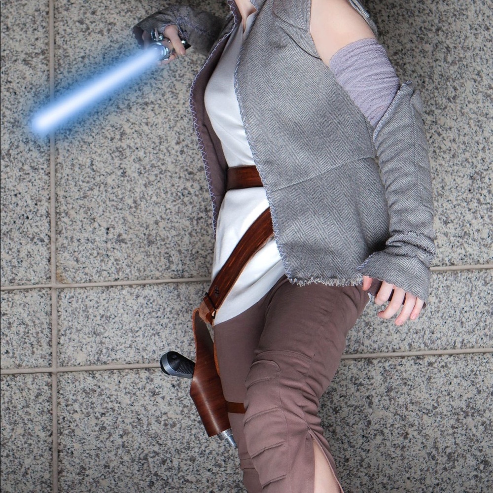 Resistance Rey Vest+Gauntlet Set